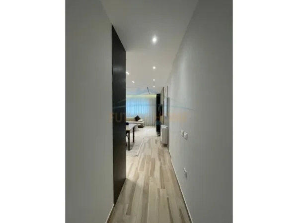 Tirane, jepet me qera apartament 2+1 Kati 2, 103 m² 1.000 € (Liqeni i Thate)