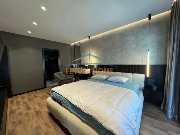 Tirane, shitet apartament 2+1 Kati 4, 95 m² 170.000 € (Unaza E Re)