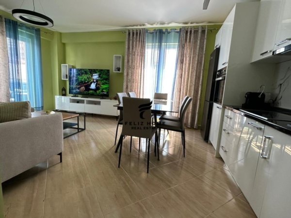 Tirane, jepet me qera apartament 2+1+Ballkon Kati 6, 85 m² 700 € (JORDAN MISJA)