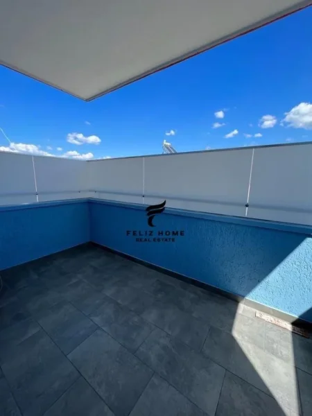 Tirane, jepet me qera apartament 2+1+Ballkon Kati 6, 85 m² 700 € (JORDAN MISJA)