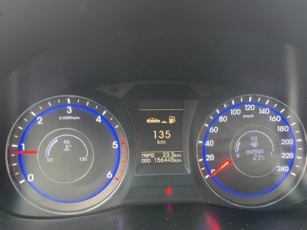 Tirane, shes makine HYUNDAI I40 Nafte, gri metalizato manuale Klima 155.998 km 5.900 €