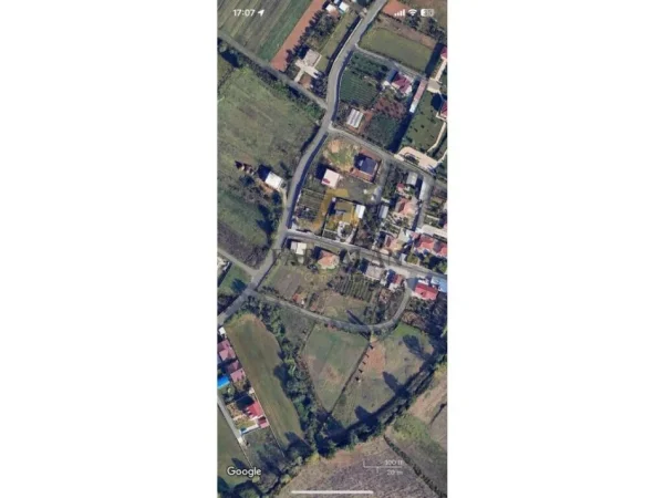 Tirane, TOKE +2 SHTEPI PER SHITJE NE CERKEZE! 9.000 m² 500.000 € (Cerkeze)