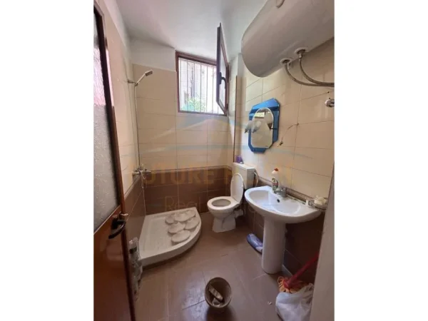 Tirane, shitet garsonier 1+1 Kati 0, 34 m² 34.000 € (Rruga Dalip Topi,Fresk.)