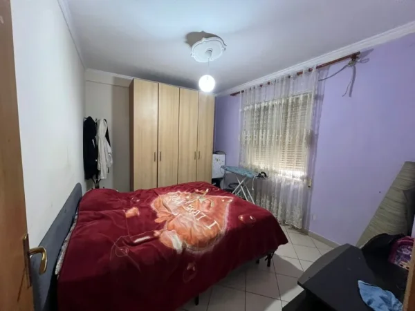 Tirane, shitet apartament 2+1+Aneks+Ballkon Kati 3, 93 m² 117.000 € (fresk)