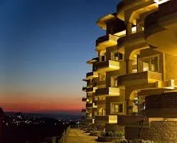 Tirane, shes apartament 3+1+Ballkon Kati 2, 152 m² (RRuga panorama e liqenit)