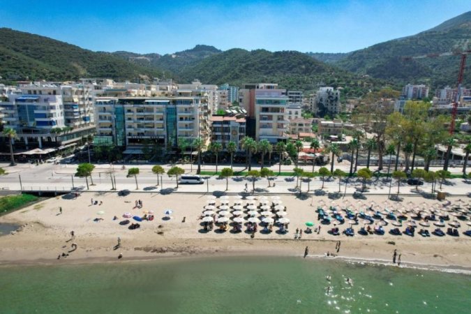 Vlore - Lungomare - Uji i Ftohte, shitet apartament 1+1+Aneks+Ballkon Kati 3, 67 m² 185.000 € (vlore)