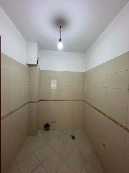 Tirane, shitet apartament 2+1+Aneks+Ballkon Kati 5, 108 m² 130.000 € (astir)