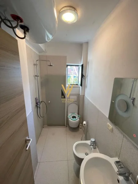 Tirane, shitet apartament 3+1+Ballkon Kati 5, 105 m² 269.000 € (RRUGA E KOSOVAREVE)