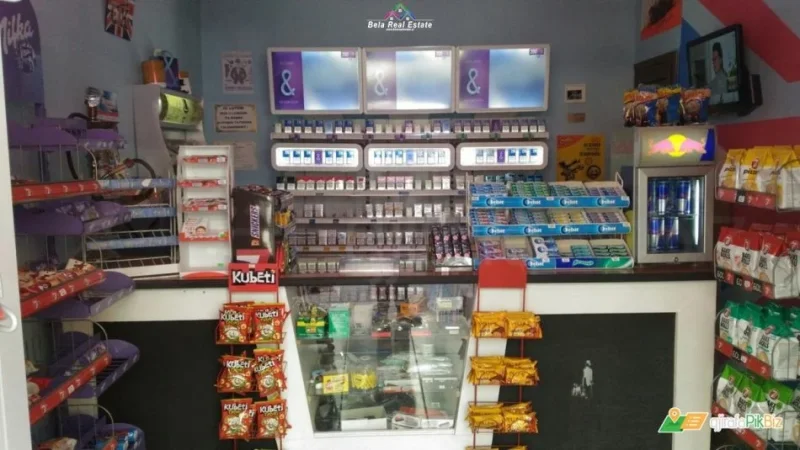 Tirane, jap me qera ambjent biznesi Kati 0, 35 m² 400 € (Rruga e Dibres)