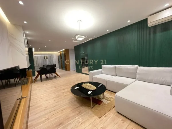 Tirane, jepet me qera apartament 2+1 Kati 5, 135 m² 1.000 € 
