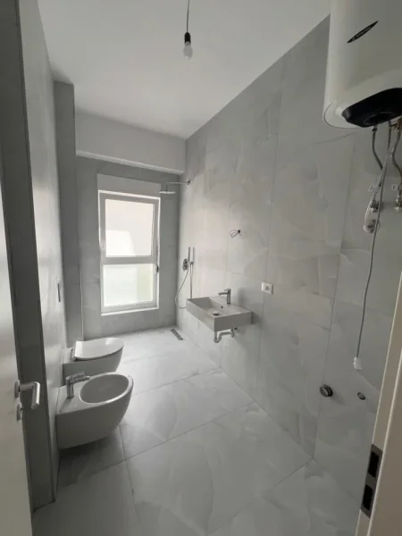 Tirane, shitet apartament 1+1+Ballkon Kati 2, 60 m² 83.999 € (Ali Demi | Rezidenca Kaimi)