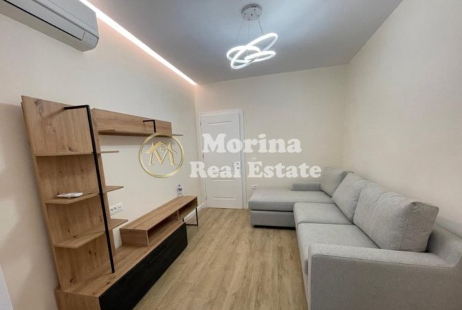 Tirane, jepet me qera apartament 2+1 Kati 1, 80 m² 800 € (Rruga Dibres)