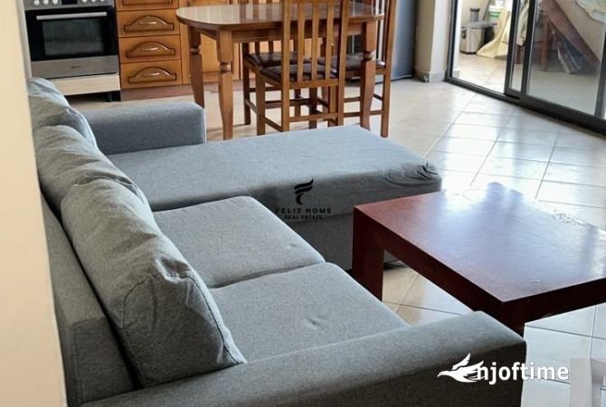 Tirane, jepet me qera apartament 2+1 Kati 7, 90 m² 600 € (VASIL SHANTO)