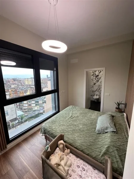 Tirane, jepet me qera apartament 2+1+Ballkon Kati 5, 114 m² 1.800 € (rruga e kosovareve)