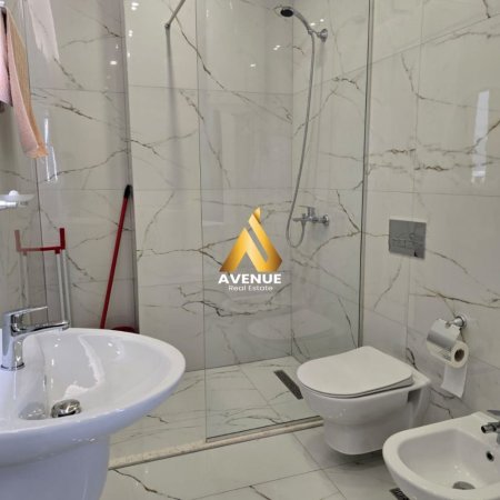 Tirane, jepet me qera apartament 1+1+Ballkon Kati 5, 65 m² 600 € (Kodra e Diellit 1)