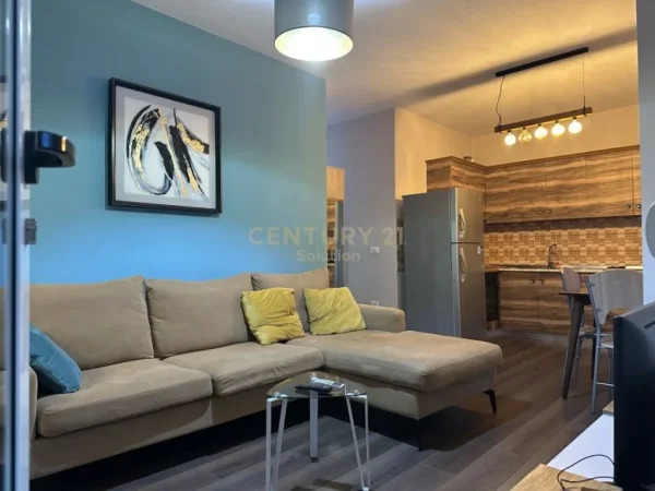 Tirane, jepet me qera apartament 1+1 Kati 7, 60 m² 600 € 