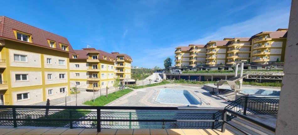 Tirane, shitet apartament 2+1+Aneks+Ballkon Kati 2, 118 m² 164.000 € (lake land rezidenc , farke)