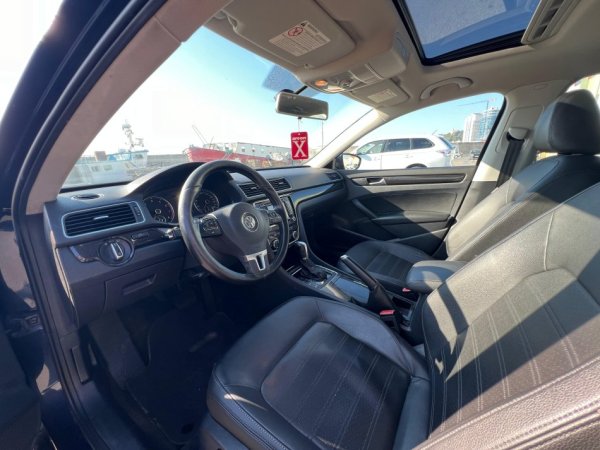 Durres, shitet makine Volkswagen Benzin+Gaz, blu automatik Klima 270.000 km 7.300 €