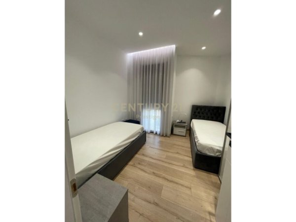 Tirane, jap me qera apartament 2+1+2+ POST PARKIMI , 110 m² 1.400 € (Rruga e Elbasanit)