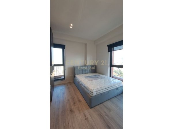Tirane, jap me qera apartament 2+1+2 + Post Parkimi+Ballkon , 114 m² 1.500 € (Rruga e Kavajës)