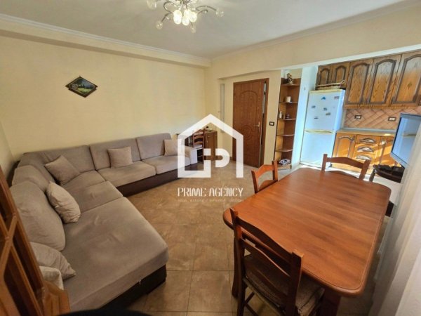 JEPET ME QIRA: Apartament 1+1/Qender/ SHESHI PIAZZA