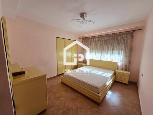 JEPET ME QIRA: Apartament 1+1/Qender/ SHESHI PIAZZA