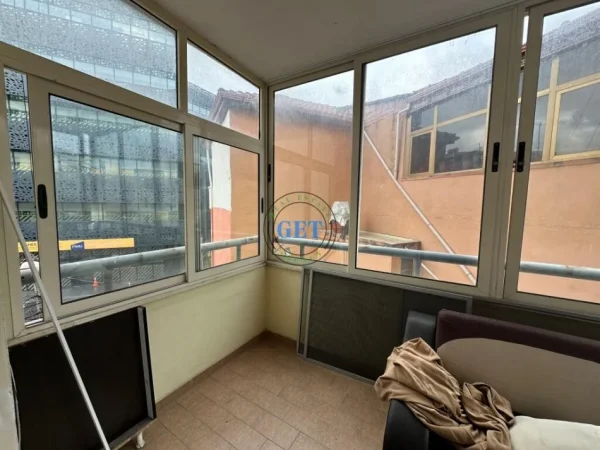 Durres, jepet me qera apartament 1+1+Ballkon Kati 2, 60 m² 350 € (Bulevard,Durres)