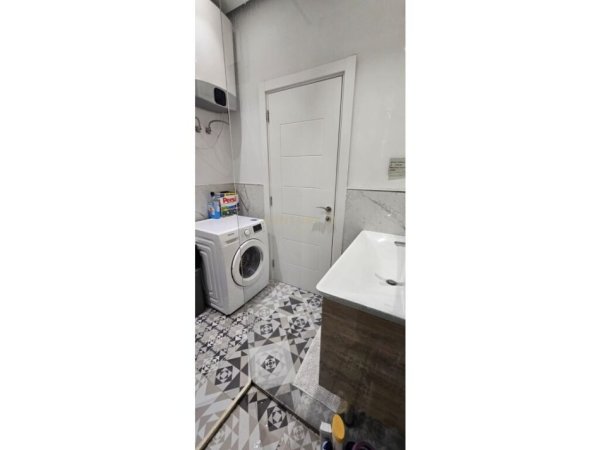 Tirane, shes apartament 1+1 Kati 2, 65 m² 137.000 € 