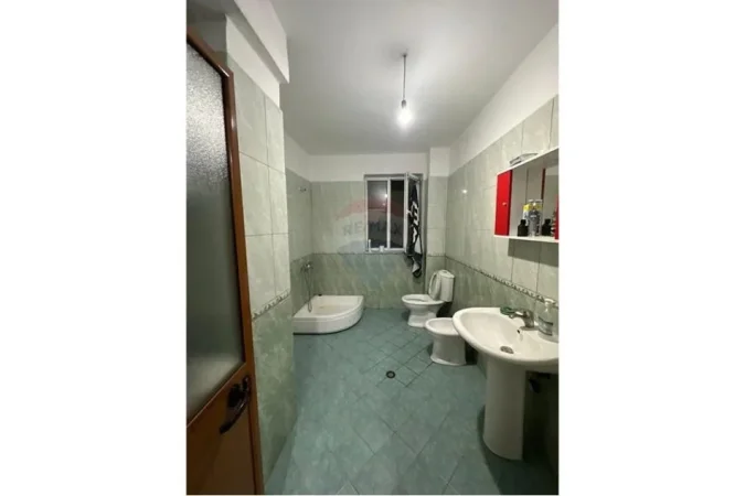 Tirane, shitet apartament 2+1 , 68 m² 87.000 € (Astir)