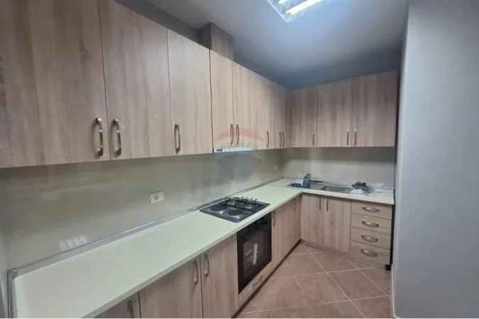 Tirane, shitet apartament 2+1 , 122 m² 155.000 € (Porcelan - Oxhaku)