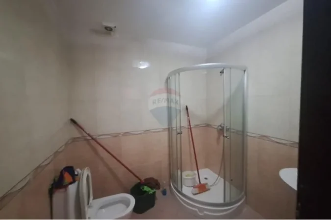 Tirane, shitet apartament 2+1 , 122 m² 155.000 € (Porcelan - Oxhaku)