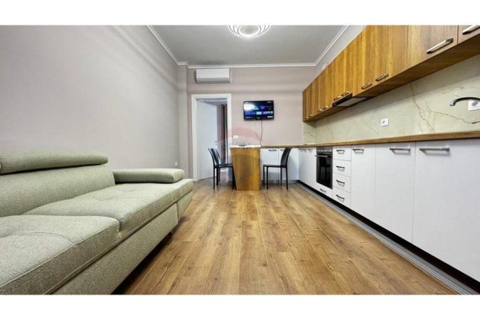 Tirane, jepet me qera apartament 1+1 , 60 m² 420 € (Porcelan - Oxhaku,)
