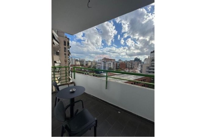 Tirane, jepet me qera apartament 2+1 , 600 € (Rruga e Dibres)