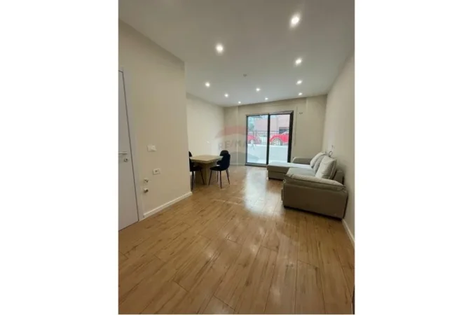 Tirane, shitet garsonier , 60.000 € (Kodra e Diellit)