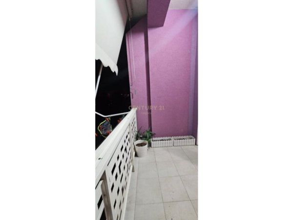 Tirane, shes apartament 1+1 , 65 m² 137.000 € (Kopshti Botanik Zoologjik)