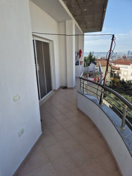 Tirane, Apartament 2+1 me qira Kati 2, 74 m² 400 € (Kodra e Priftit)