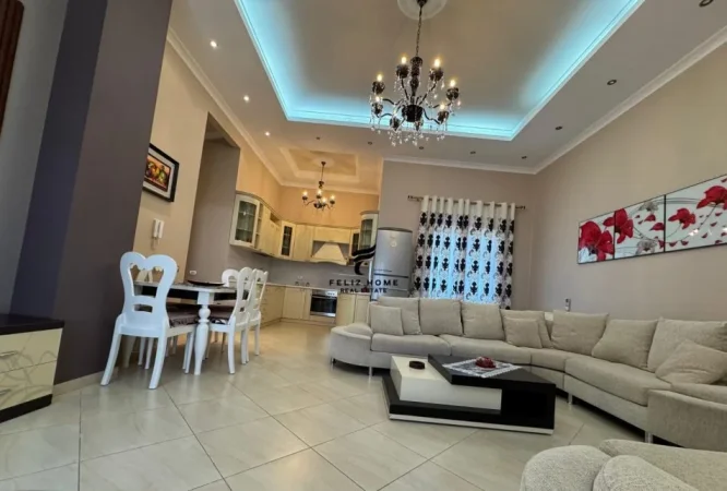 Tirane, jepet me qera apartament 2+1 Kati 5, 200 m² 800 € (KOPSHTI BOTANIK)