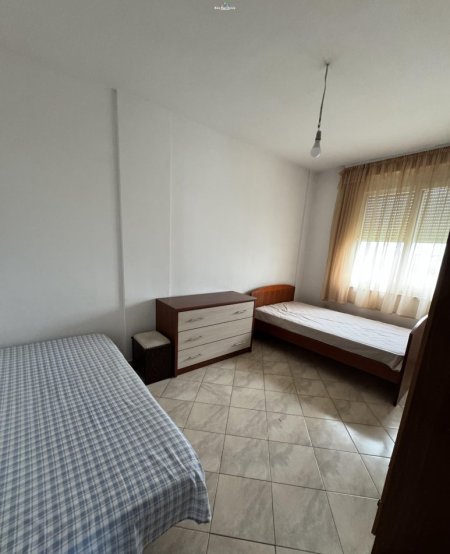Tirane, jepet me qera apartament 2+1 Kati 7, 115 m² 500 € (Kodra e Diellit)