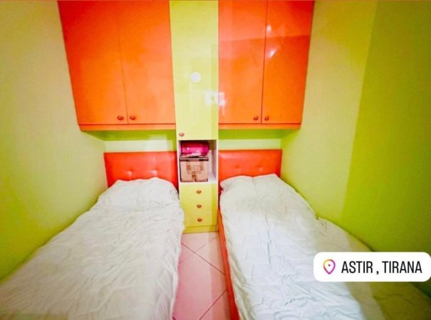 Tirane, jap me qera apartament 2+1+Ballkon Kati 5, 80 m² 500 € (Ne Astir, afer bar Bohem)