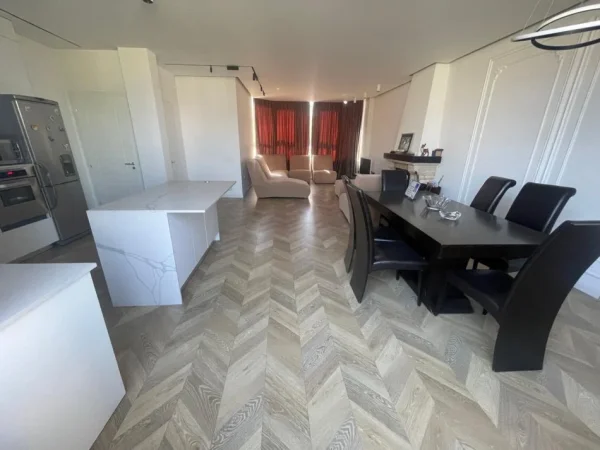 Tirane, shitet 4 Katshe , 450 m² 450.000 € (Kodër Kamëz)