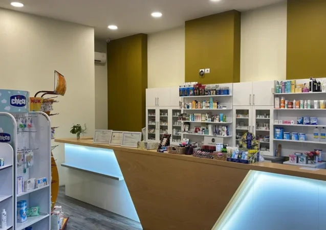 Tirane, shitet ambjent biznesi Kati 0, 60 m² 120.000 € (Amerikan 3)