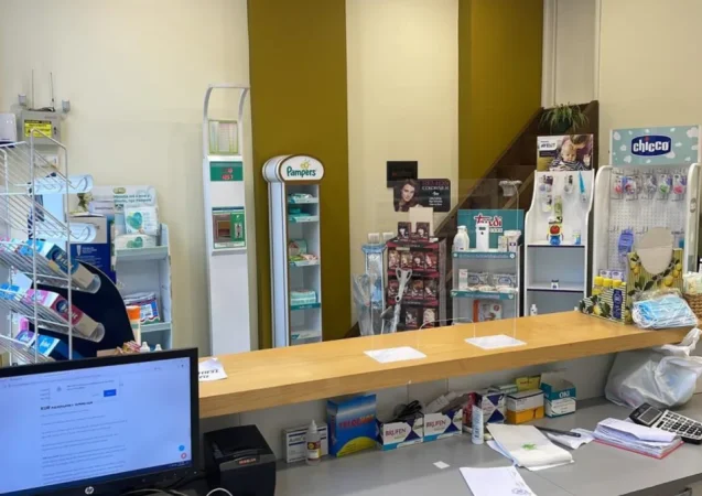 Tirane, shitet ambjent biznesi Kati 0, 60 m² 120.000 € (Amerikan 3)