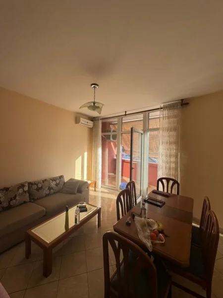 Tirane, jepet me qera apartament 1+1+Ballkon Kati 5, 75 m² 450 € (Don Bosko prane golden day)