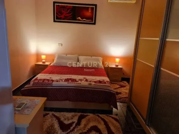 Tirane, shes apartament 1+1 , 81 m² 183.000 € (Bulevardi Zogu i Parë)