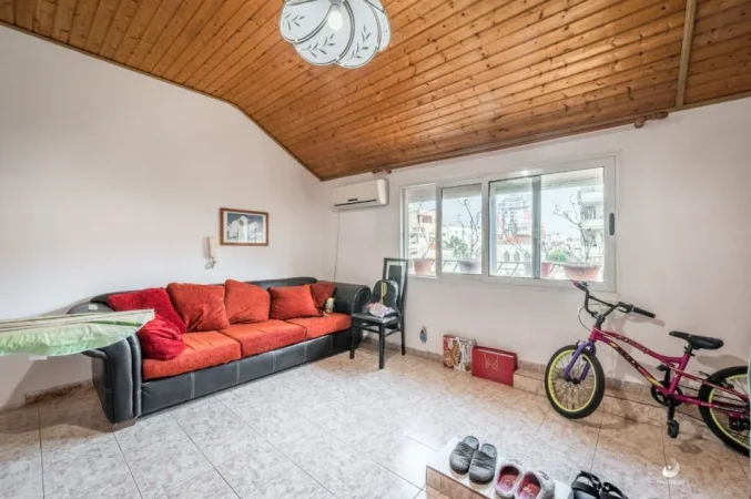 !!Dhene!!Durres, jepet me qera Vile 3+1 Kati 2, 120 m² 350 € (Prane Bashkise)