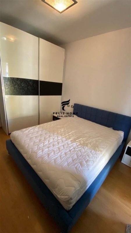 Tirane, jepet me qera apartament 2+1 Kati 7, 103 m² 550 € (YZBERISHT)