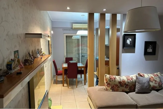 Tirane, shitet apartament 2+1 , 87.000 € (Vore)