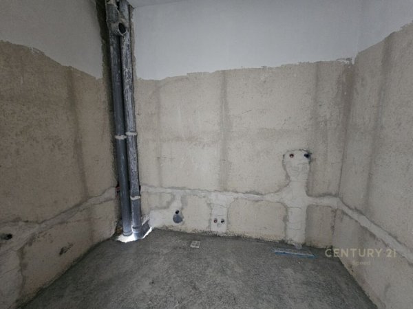 Tirane, shes apartament 1+1 Kati 1, 59 m² 