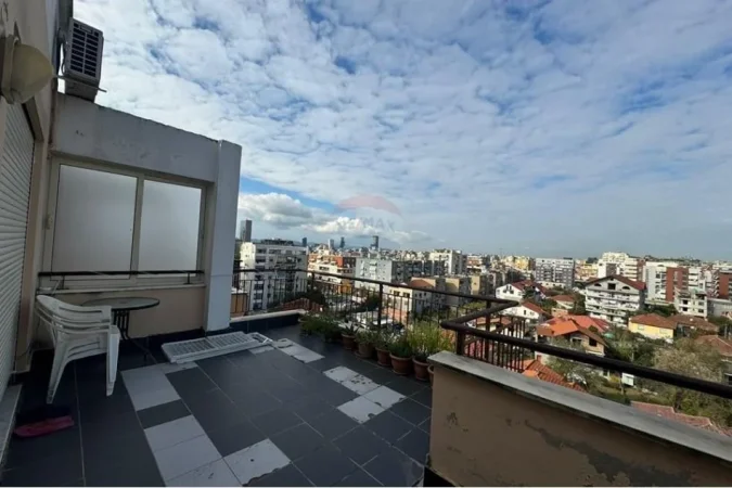 Tirane, shitet 3+1+Ballkon , 160 m² 199.000 € (Ali Dem (OKAZION))