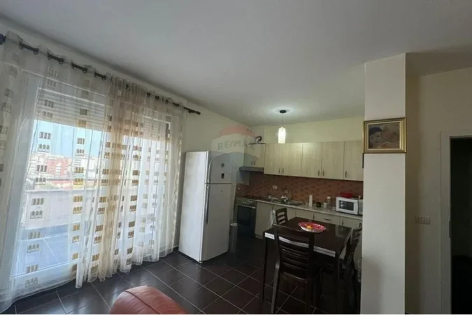 Tirane, shitet 3+1+Ballkon , 160 m² 199.000 € (Ali Dem (OKAZION))